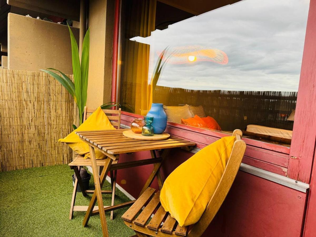 Klassen Stay - Design Studio In 11 Etage - Tolle Aussicht - Sauna, Pool - Netflix 라한슈타인 외부 사진